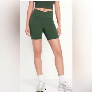 Extra High-Waisted CloudComfy Biker Shorts - 6 inch inseam